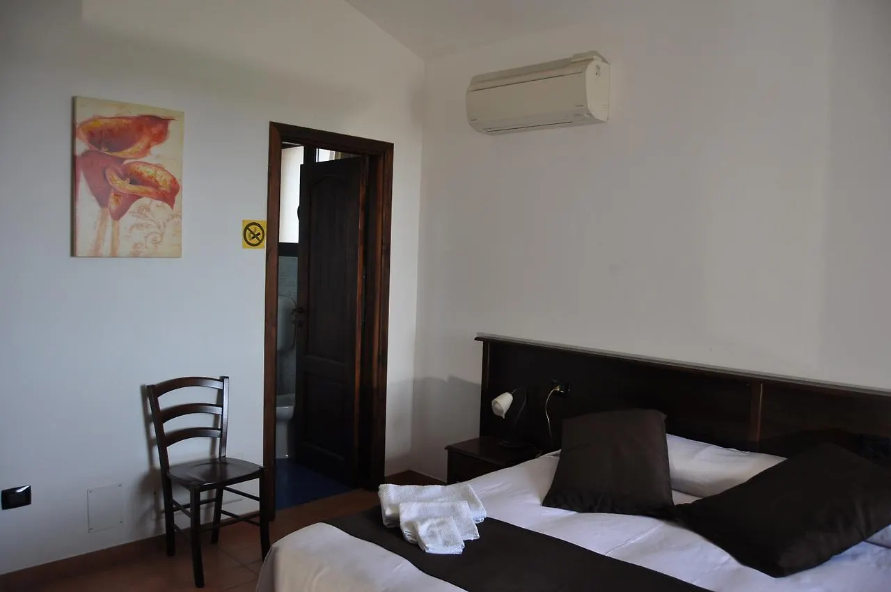 Bed&Breakfast Giardini Di Marzo Lecce 2*,  Italia